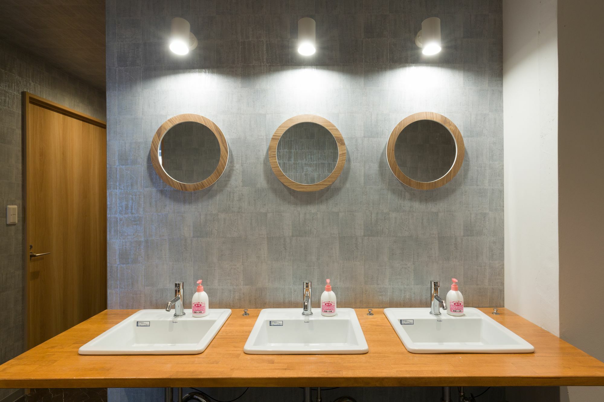 The Pisces Inn Fukuoka  Buitenkant foto